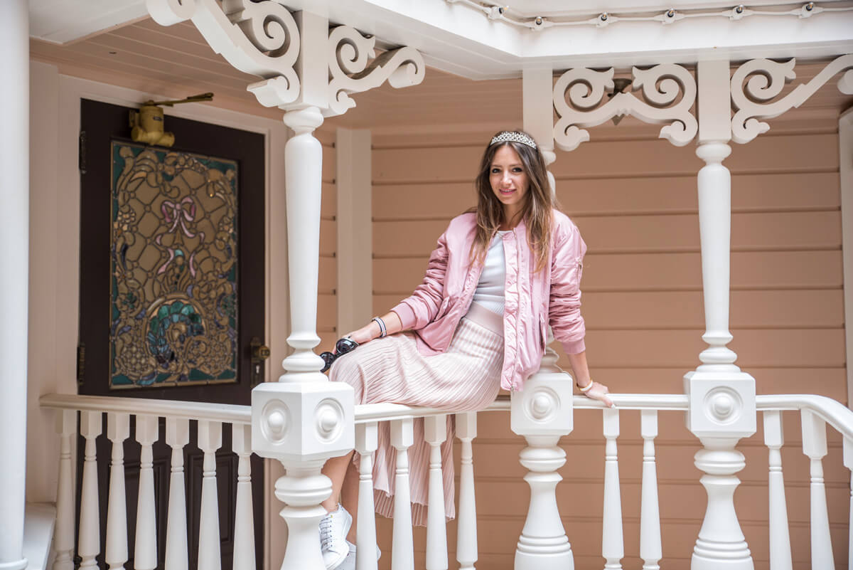 the_wild_parisian_bomber_rose