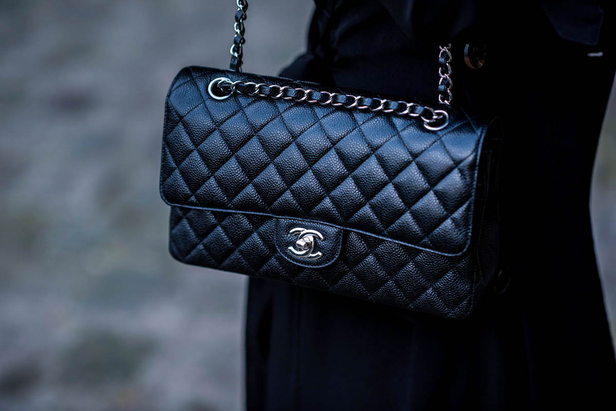 the_wild_parisian_black_and_white-9